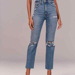 Abercrombie & Fitch Curve Love Ultra High Rise Ankle Straight Jeans Medium Wash